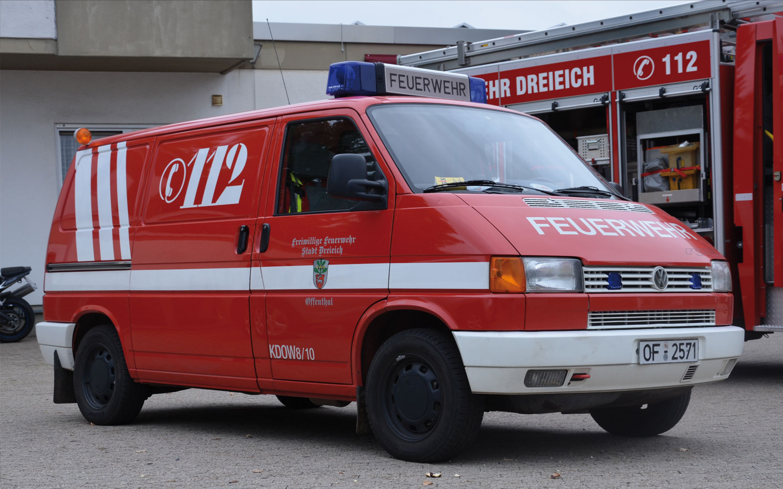 Der KdoW, vormals VRW vor dem Feuerwehrhaus 2014 (jbr)