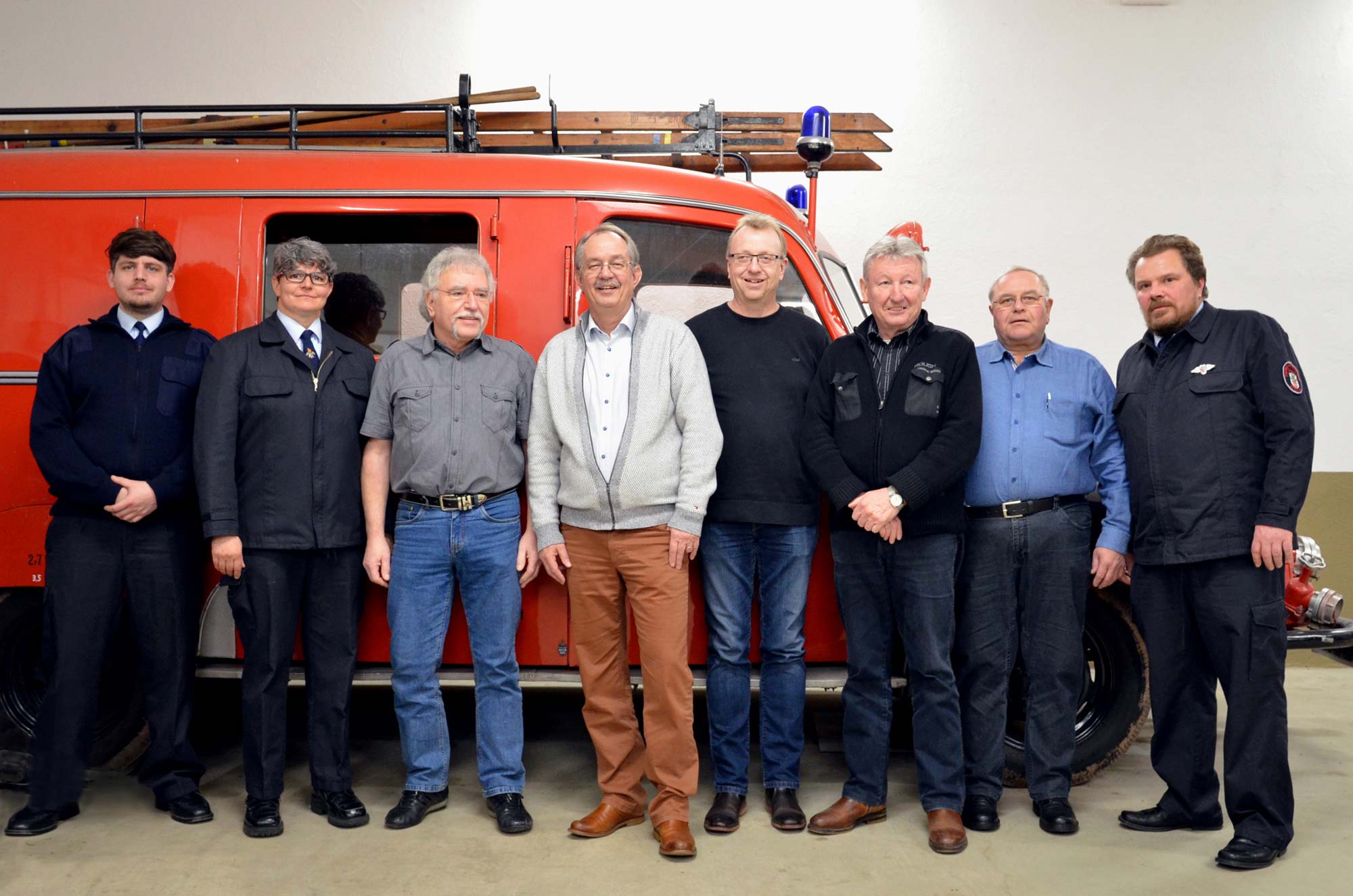 Vereinsehrungen (v.l.n.r.): Björn Jost (Stv. Vereinsvorsitzender), Birgit Lenhardt (f. 25 Jahre), Rainer Jost (f. 50 Jahre), Joachim Greul (f. 25 Jahre), Holger Zimmer (f. 40 Jahre), Gunther Weis (f. 40 Jahre), Werner Stroh (f. 50 Jahre) , Jens Baumgärtner (Vereinsvorsitzender). (jbr)